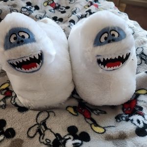 Bumble Slippers, size 9-10 womens